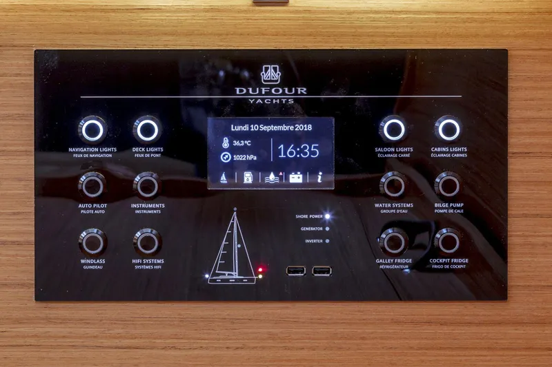  Yacht Photos Pics Manufacturer Provided Image