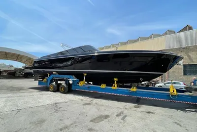 2013 Itama 45