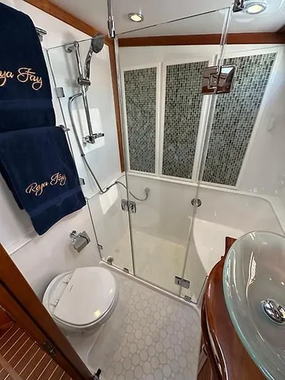 Panakeia Yacht Photos Pics 