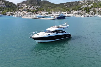 2016 Princess 52