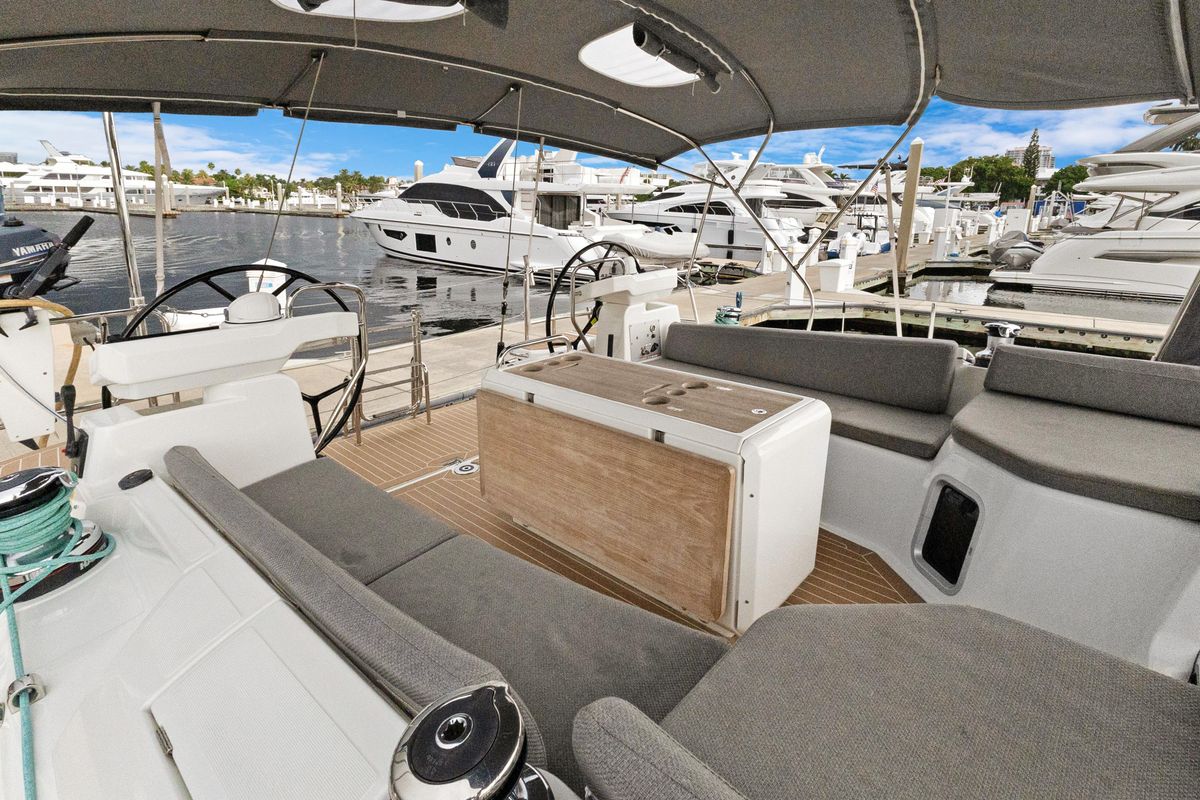 2021 Jeanneau 51 