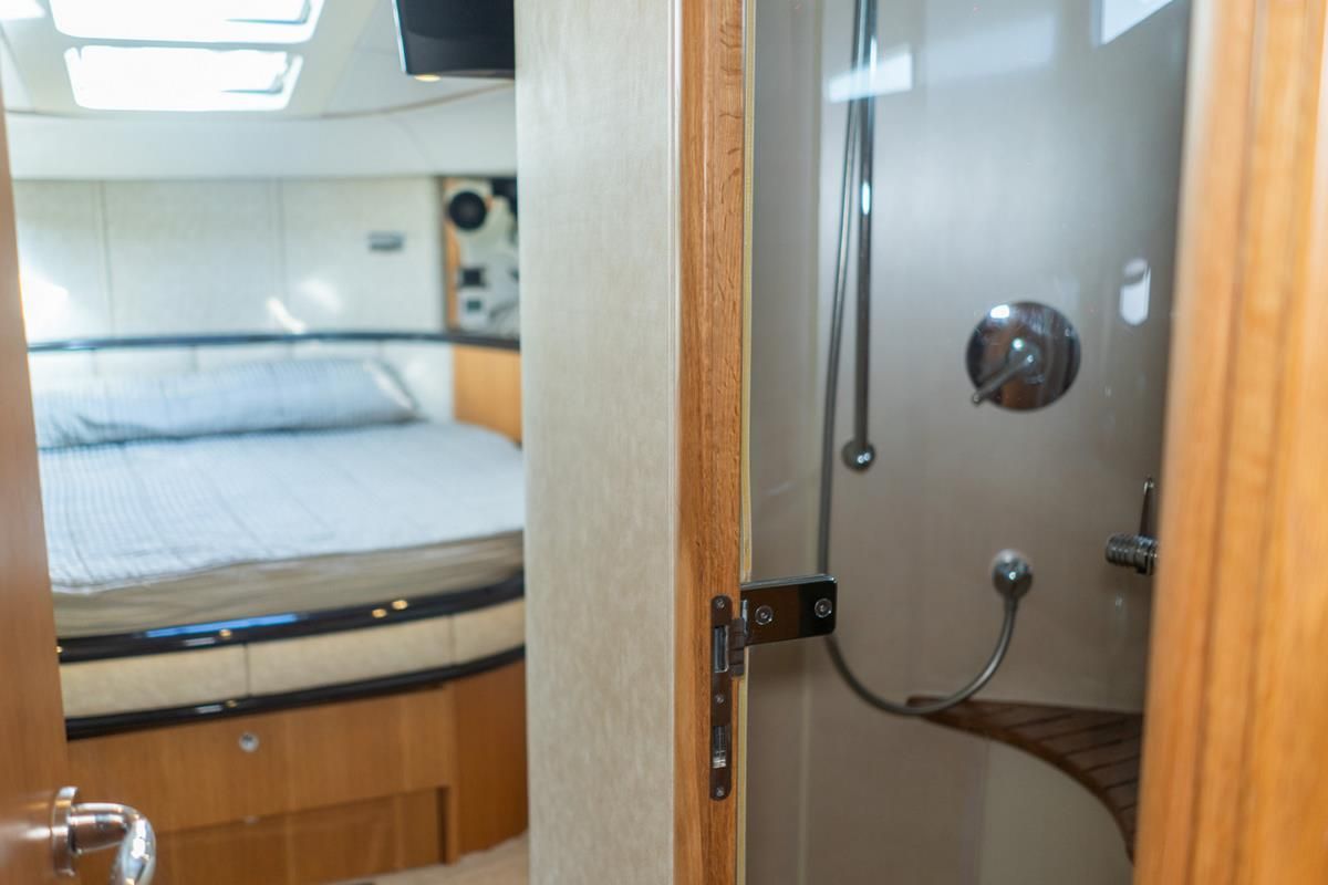 2008 Fairline 58 