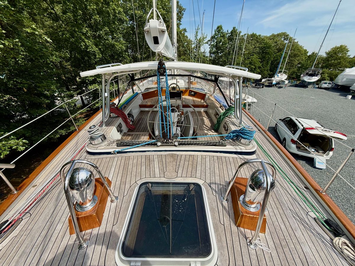 1984 Hallberg-Rassy 49 