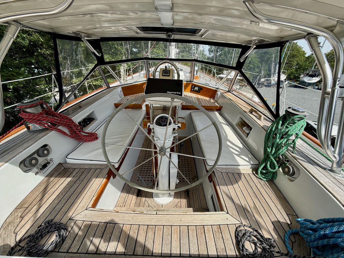 1984 Hallberg-Rassy 49 