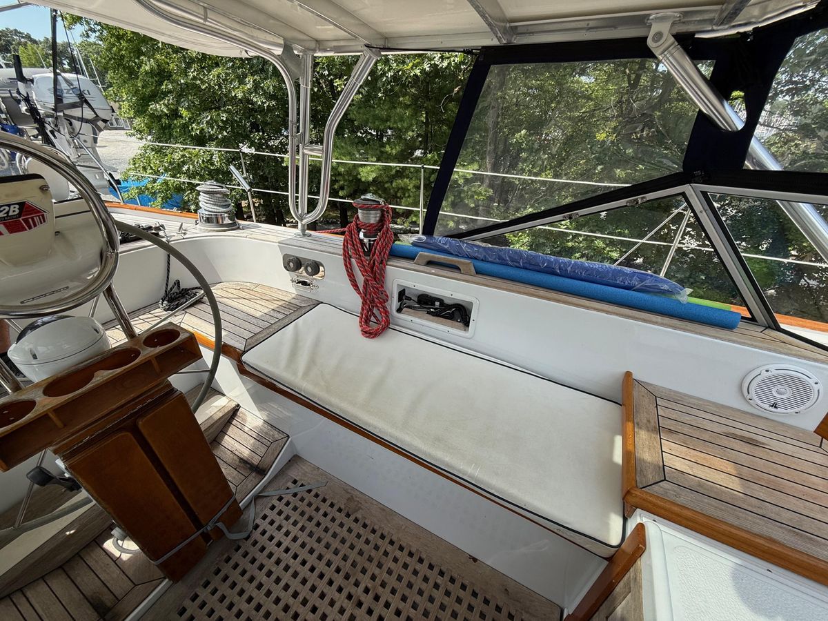 1984 Hallberg-Rassy 49 