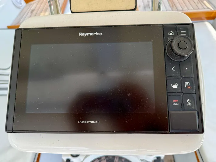 Pegasus Yacht Photos Pics Raymarine HybridTouch display on 1984 Hallberg-Rassy 49 yacht.