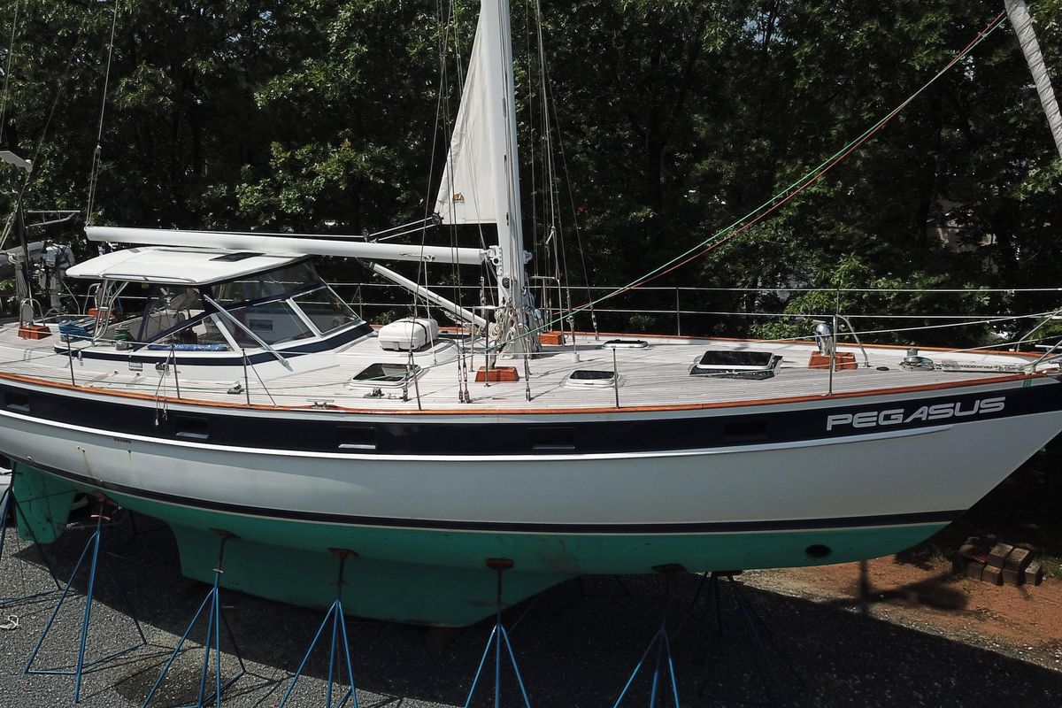 1984 Hallberg-Rassy 49 