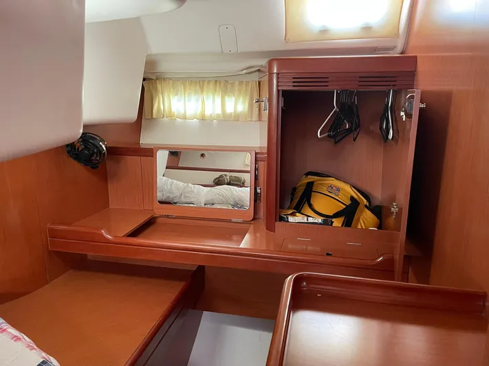 Rob Roy Yacht Photos Pics 