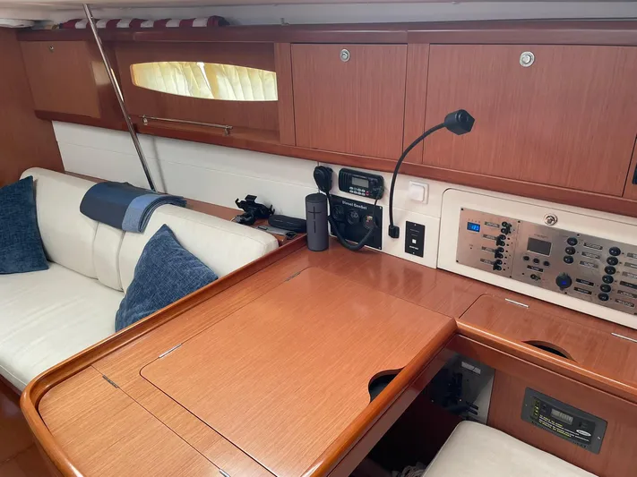 Rob Roy Yacht Photos Pics 