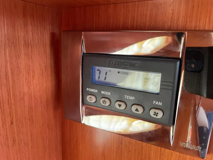 Rob Roy Yacht Photos Pics 