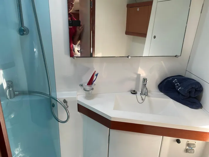 Rob Roy Yacht Photos Pics 