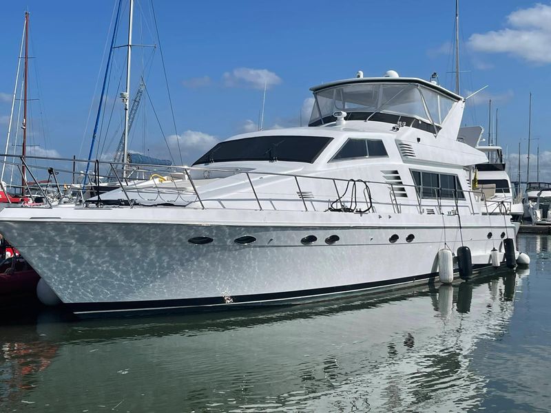 1996 Monte Fino 65 Flybridge