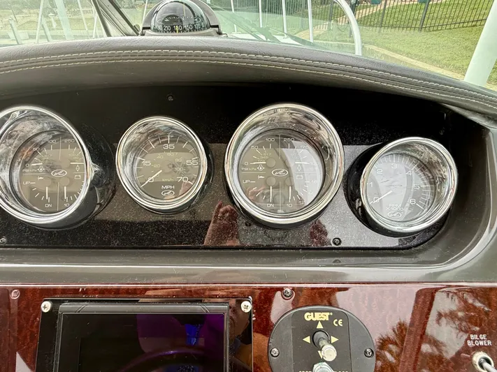 Just Us Yacht Photos Pics 