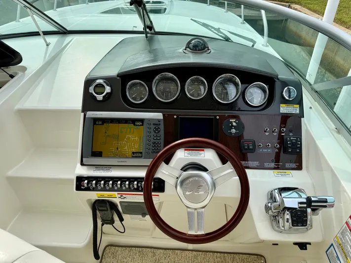 Just Us Yacht Photos Pics 