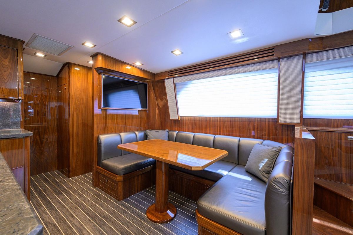 2018 Viking 72 