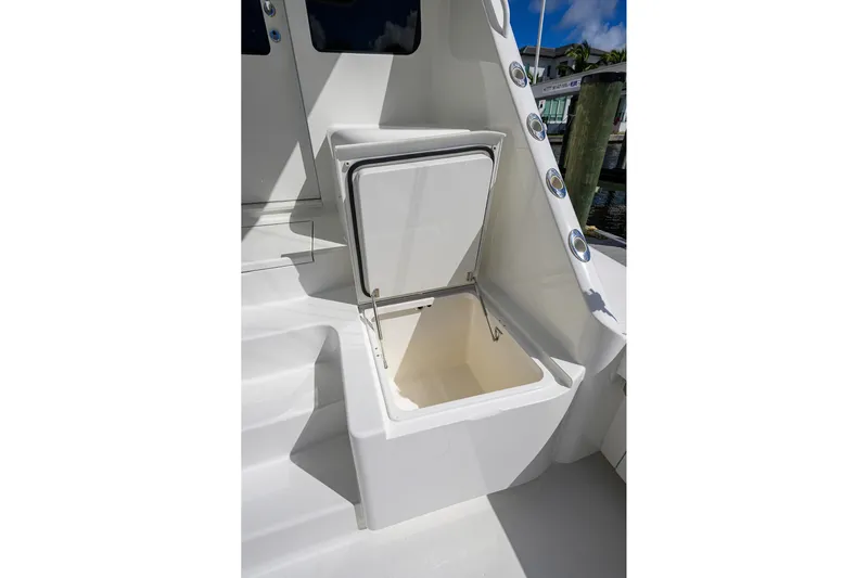 Corintios Yacht Photos Pics Viking 72 Corintios - Exterior Cockpit