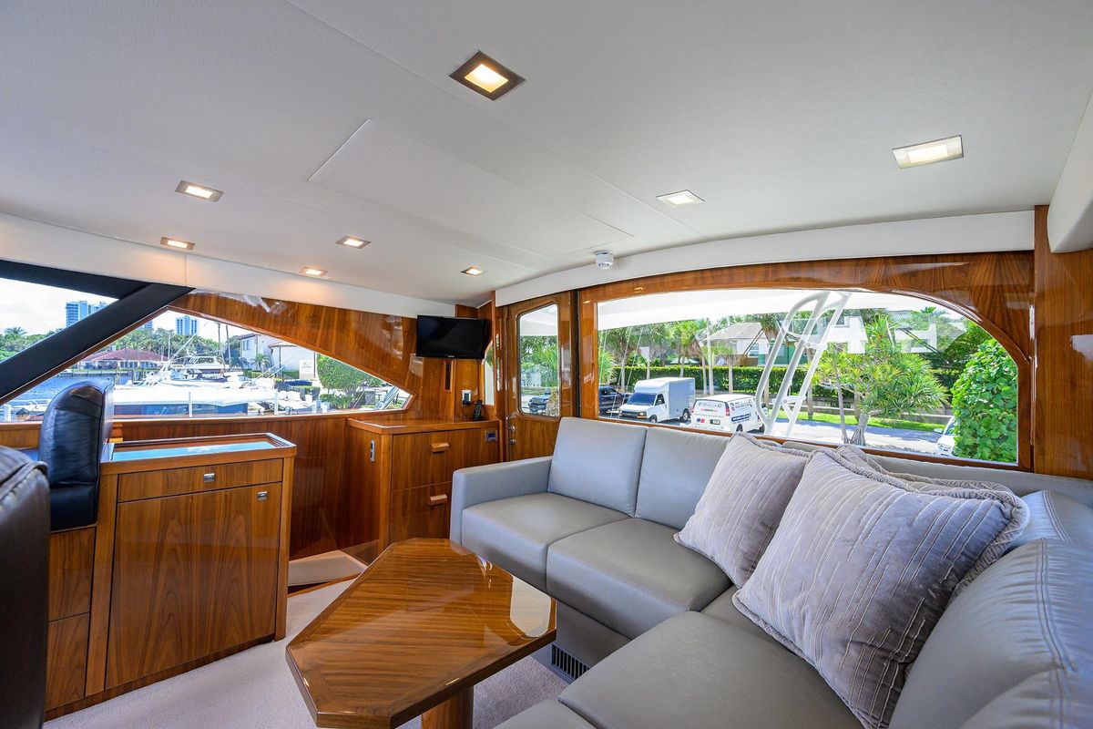 2018 Viking 72 