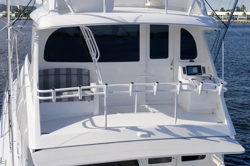 Corintios Yacht Photos Pics Viking 72 Corintios - Exterior Flybridge