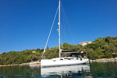 Hanse 385