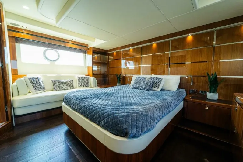  Yacht Photos Pics 2016 Sunseeker Manhattan 65 - Image 27