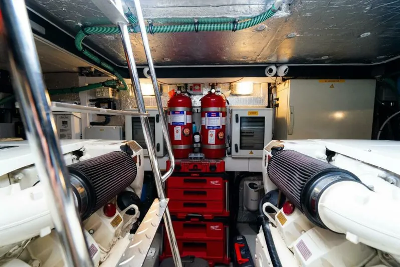  Yacht Photos Pics 2016 Sunseeker Manhattan 65 - Image 45