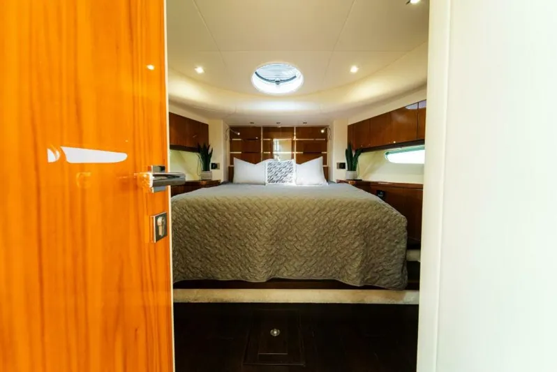  Yacht Photos Pics 2016 Sunseeker Manhattan 65 - Image 20