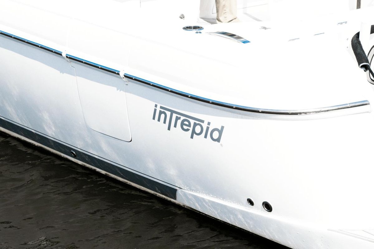 2021 Intrepid 44 
