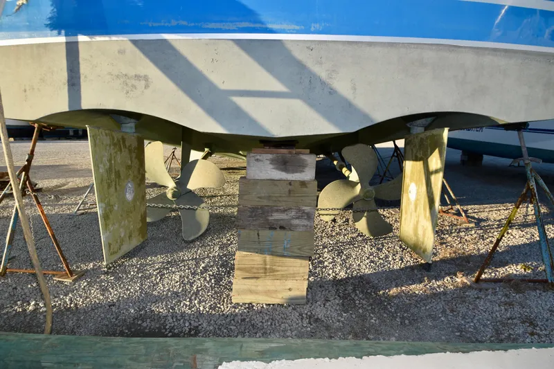 Blue Seas Yacht Photos Pics 