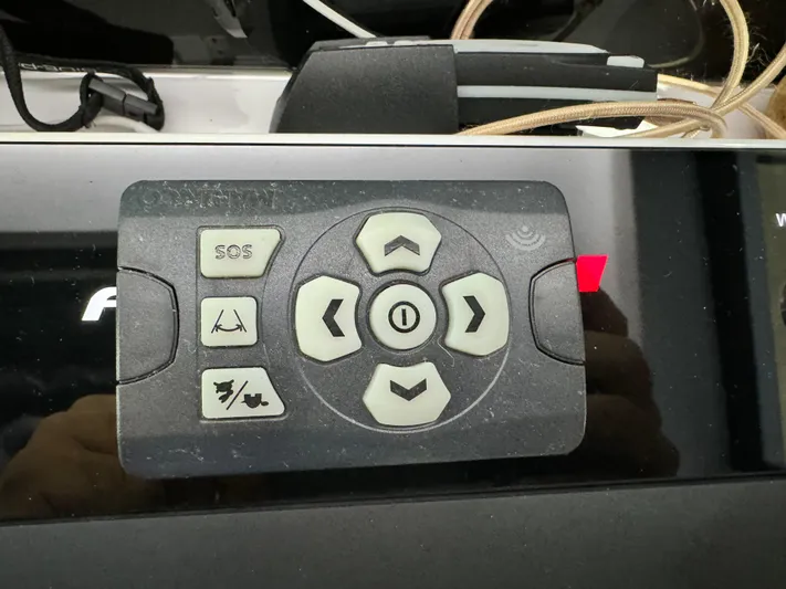 Escape Artist Yacht Photos Pics 