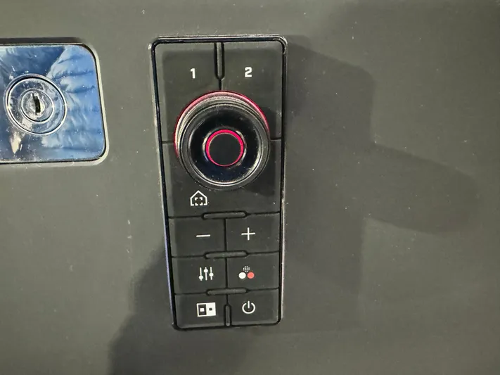 Escape Artist Yacht Photos Pics 