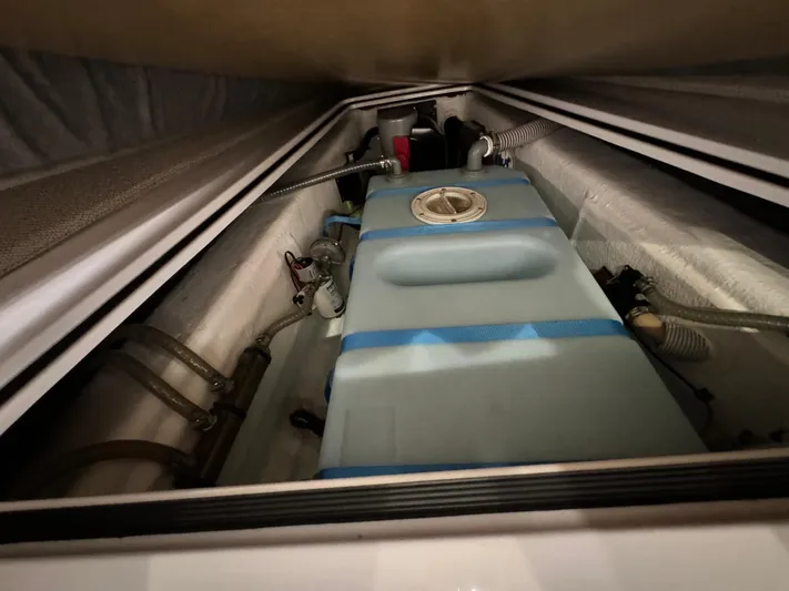 Escape Artist Yacht Photos Pics 