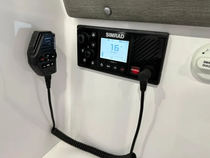 Escape Artist Yacht Photos Pics 