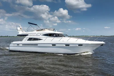 Sealine T52