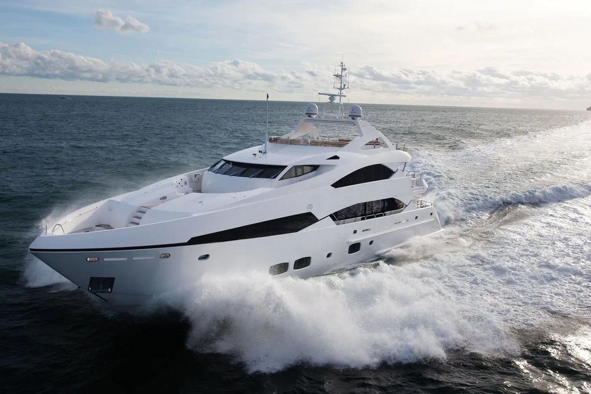 2010 Sunseeker 131 