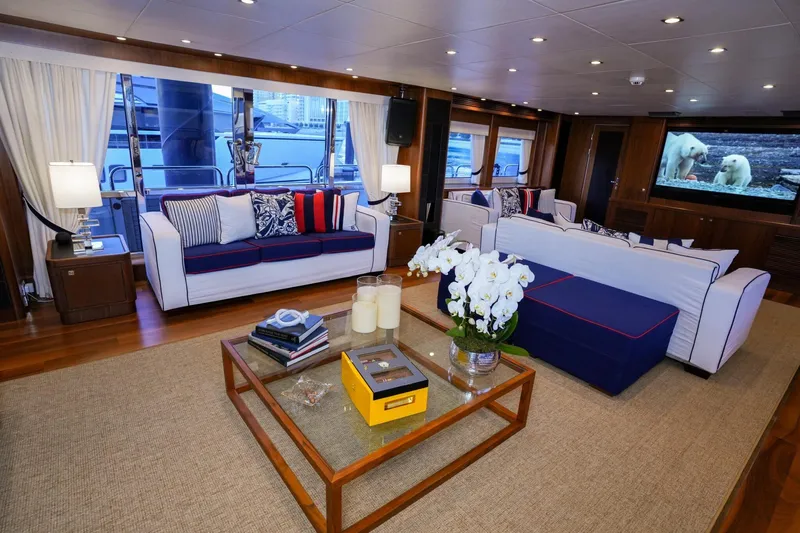  Yacht Photos Pics SUNSEEKER 40M