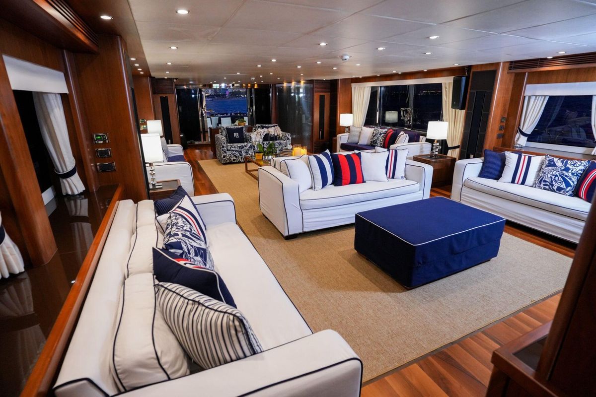2010 Sunseeker 131 
