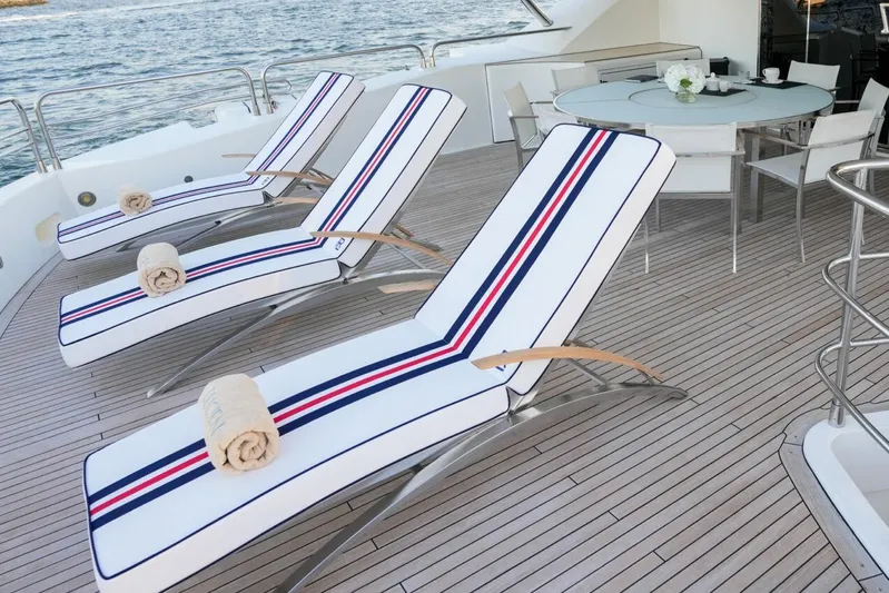  Yacht Photos Pics SUNSEEKER 40M