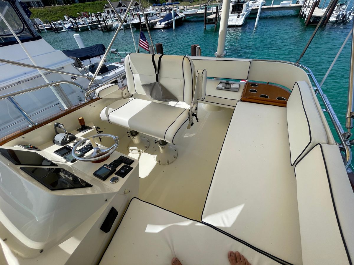 2007 Hinckley 44 