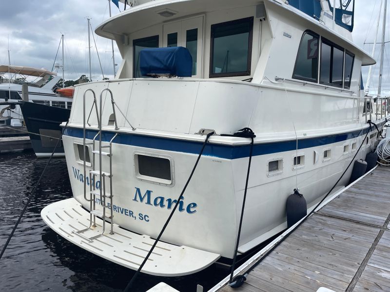 1985 Hatteras 53 Extended Deck