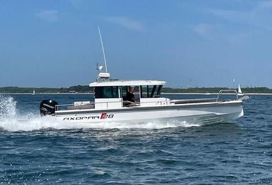 2016 Axopar 28 AFT CABIN