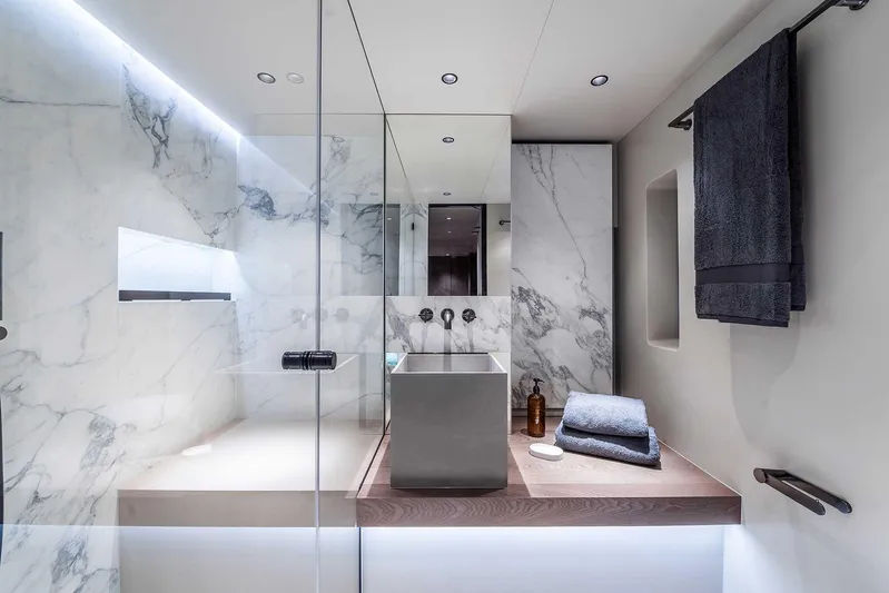  Yacht Photos Pics Luxurious marble bathroom in 2026 Sunreef 60 Sunreef Power yacht.