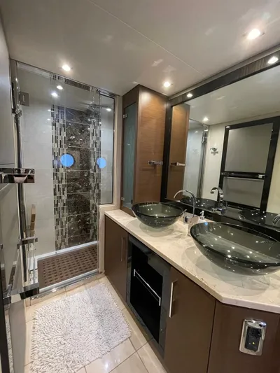 Fnn Yacht Photos Pics 