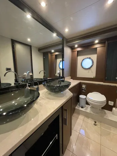 Fnn Yacht Photos Pics 