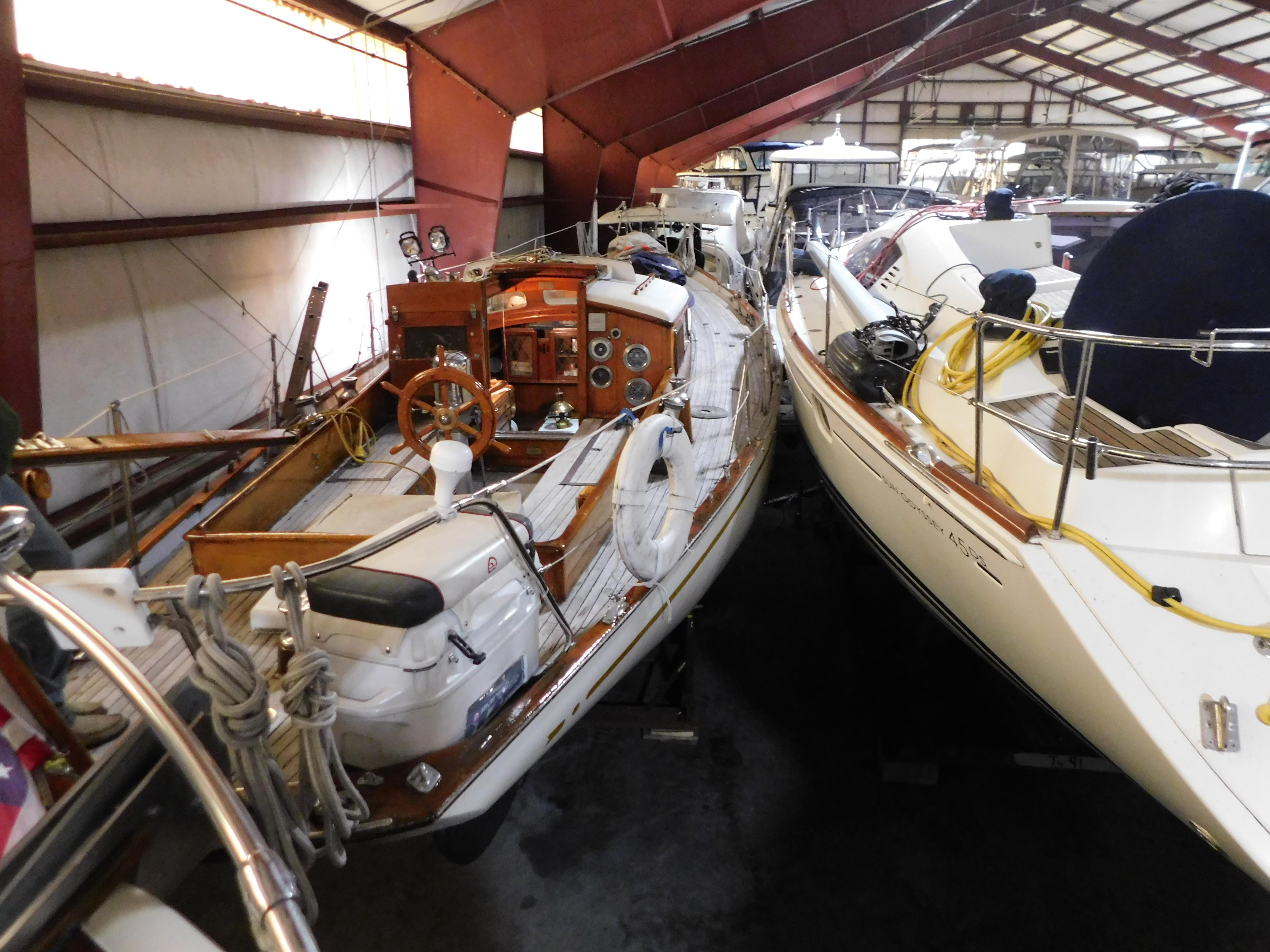 1990 Sea Ray 350 Express Cruiser for sale - YachtWorld