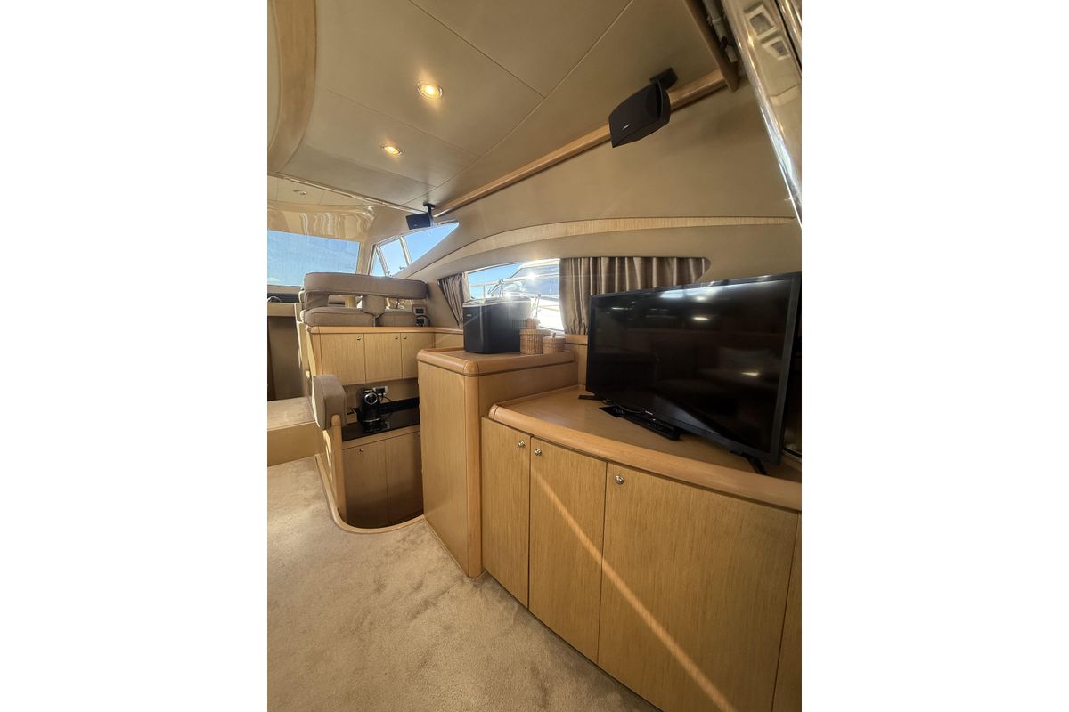 2007 Ferretti Yachts 47 