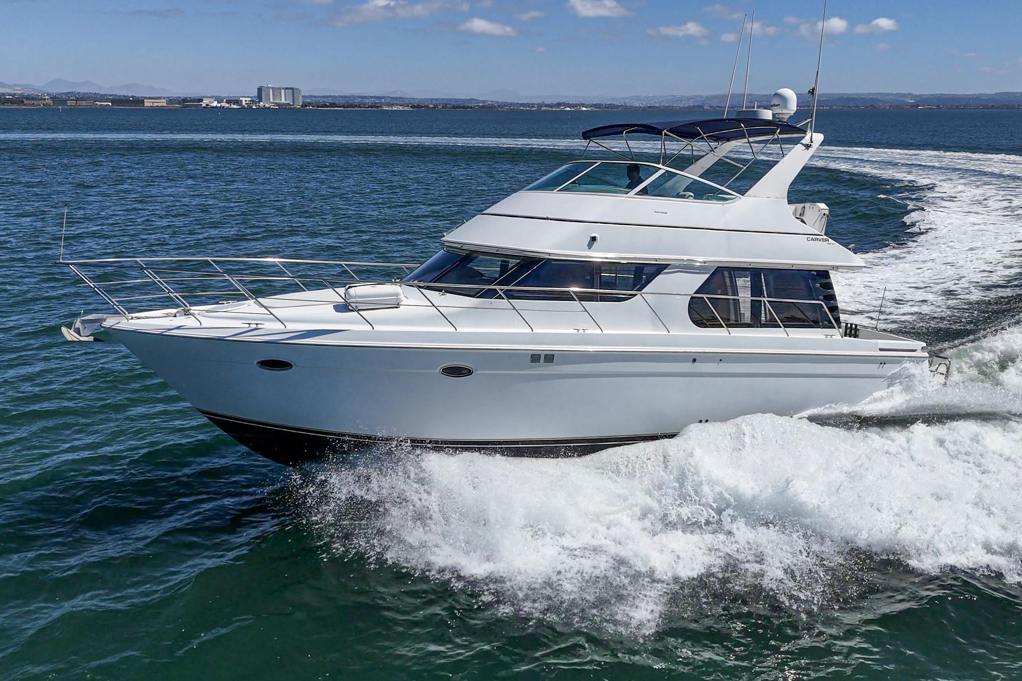 Carver 450 Voyager Pilothouse