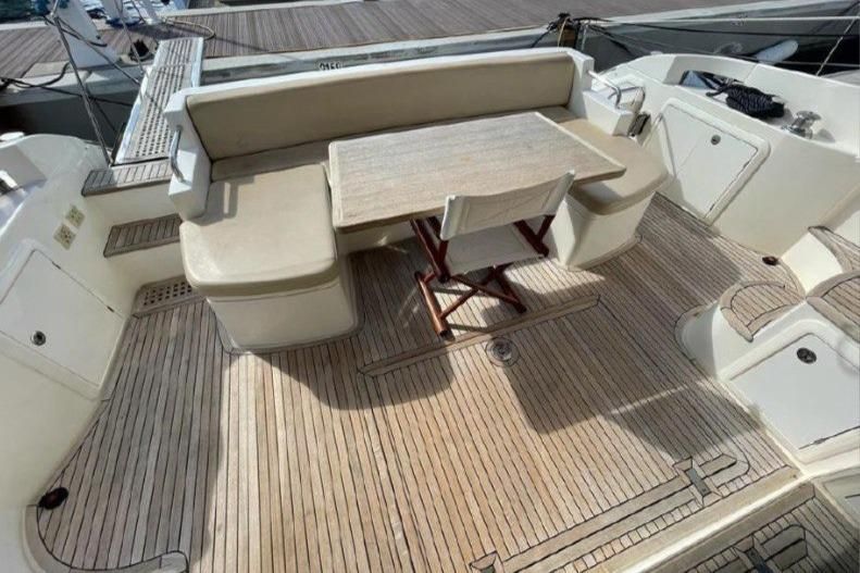 2011 Azimut 53 