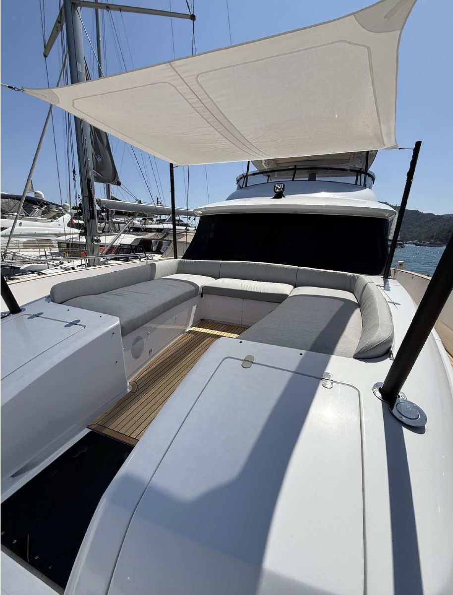 2025 Azimut 66 