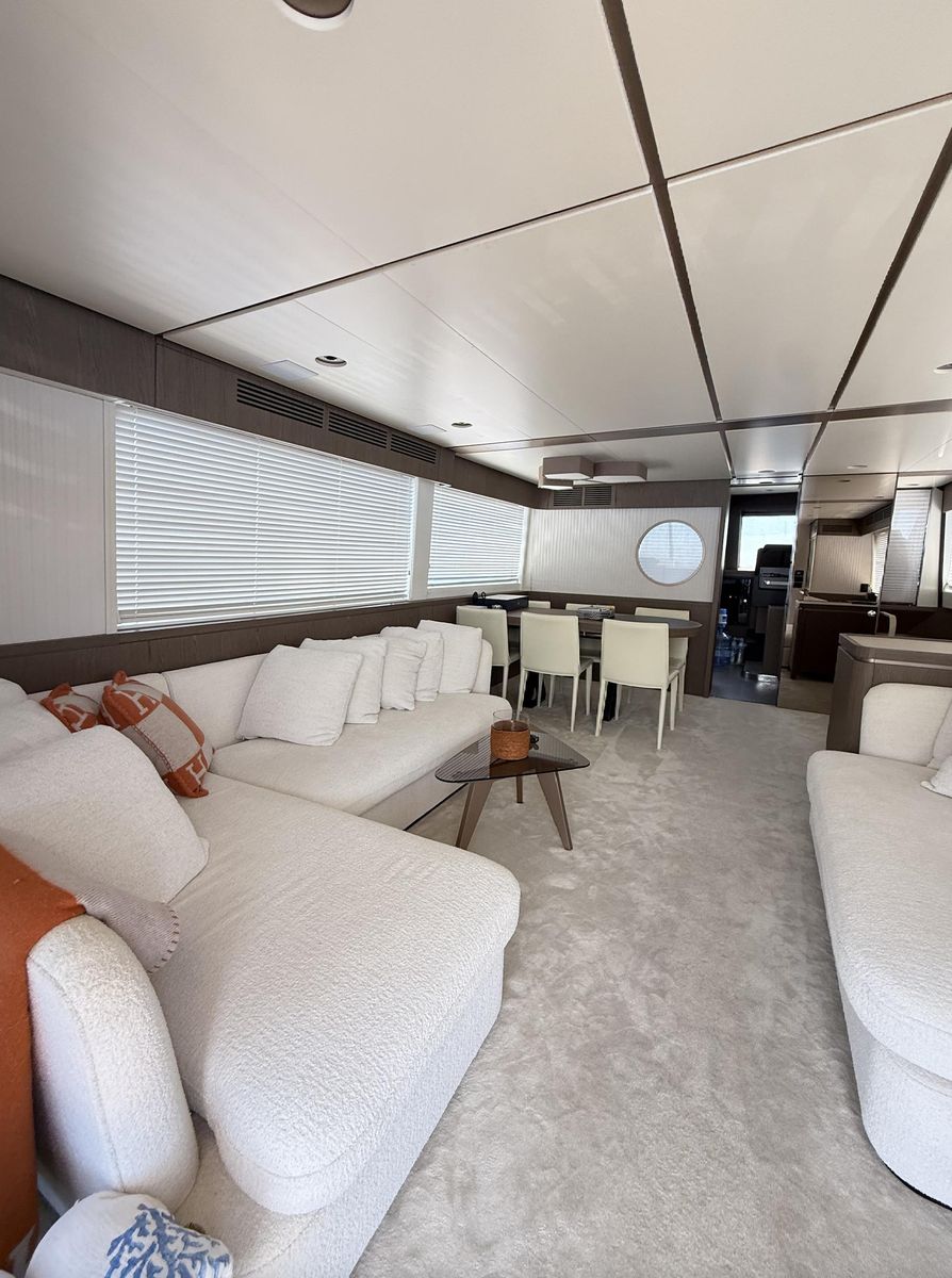 2025 Azimut 66 