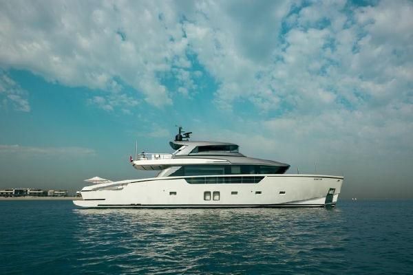 2022 Sanlorenzo 87 